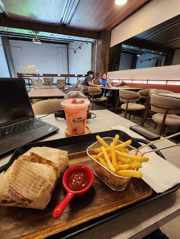 Mezzanine Coffee and Bar