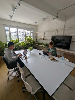 Plant workshop cafe
