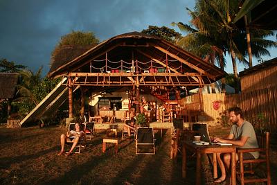 Belle’s Beach Bar
